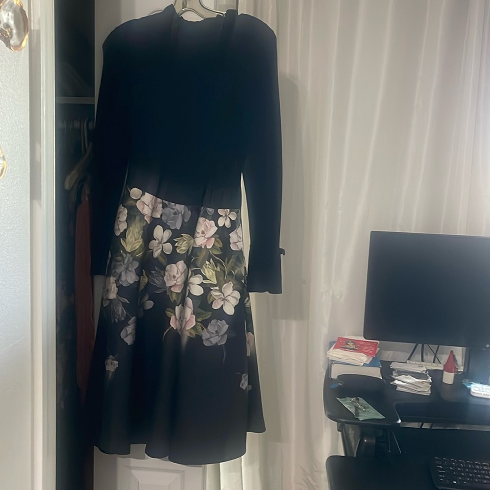 Classy Ted Baker Nerida Floral Print Dress